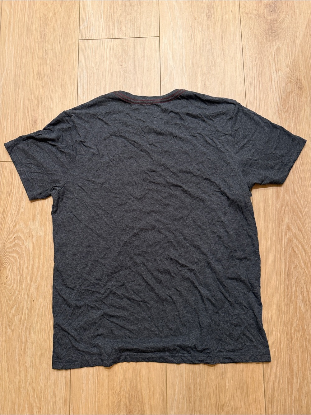 RVCA Men’s Charcoal Short Sleeve T-Shirt with White Logo - Picture 4 of 4